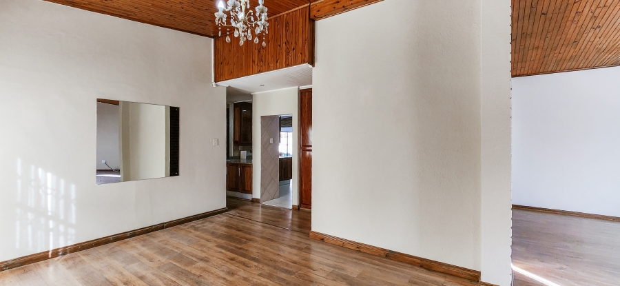 5 Bedroom Property for Sale in Sasolburg Ext 4 Free State